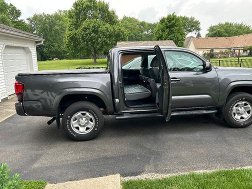 2018 Toyota Tacoma SR