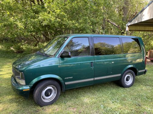 2000 Chevrolet Astro Base