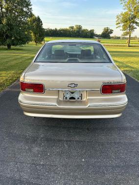 Gold 1996 Chevrolet Impala SS