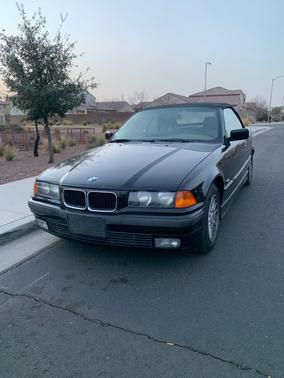 Black 1996 BMW 318 i