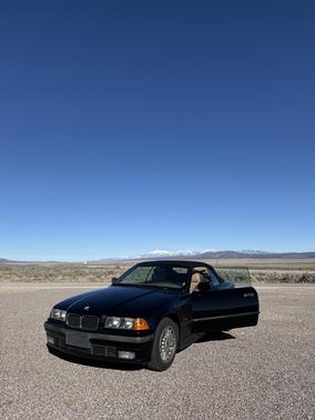 Black 1996 BMW 318 i
