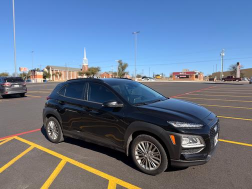 2021 Hyundai KONA SEL