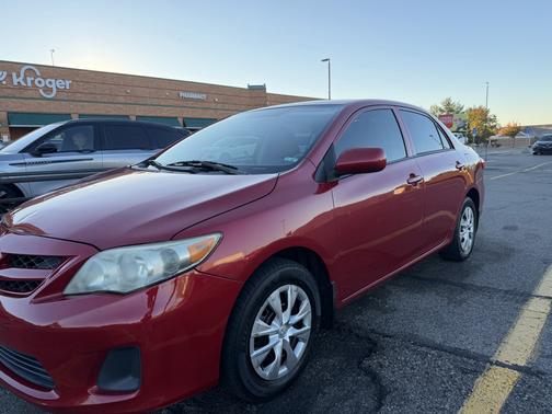 2011 Toyota Corolla LE