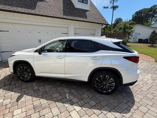 White 2022 Lexus RX 350 Base