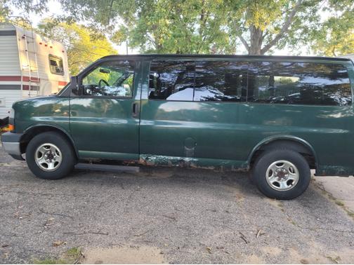 2006 GMC Savana 1500 Base