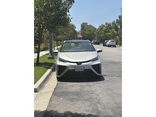 2019 Toyota Mirai Base