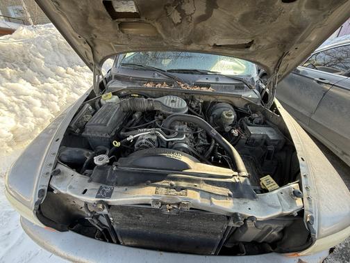 Silver 1999 Dodge Durango 4WD
