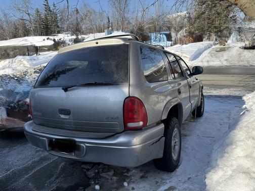 Silver 1999 Dodge Durango 4WD