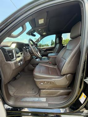 Black 2023 GMC Sierra 1500 Denali