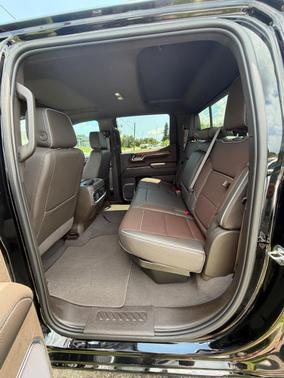 Black 2023 GMC Sierra 1500 Denali
