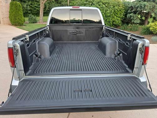 1996 Chevrolet S-10 LS Extended Cab