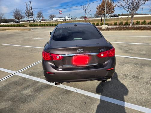 2015 INFINITI Q50 Premium