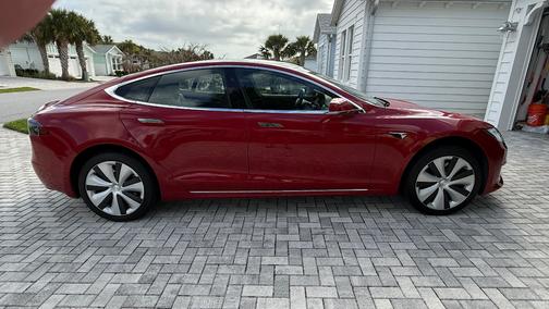 2021 Tesla Model S Long Range Plus
