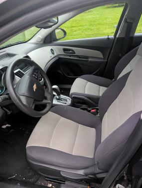 Gray 2014 Chevrolet Cruze LS