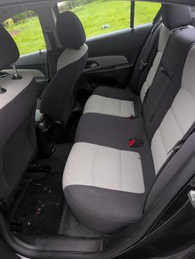 Gray 2014 Chevrolet Cruze LS
