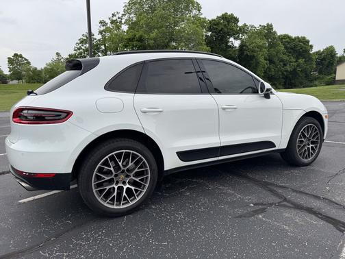 2018 Porsche Macan S