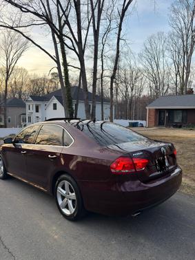 2012 Volkswagen Passat 2.5 SE