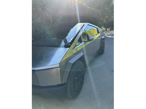 2024 Tesla Cybertruck Cyberbeast