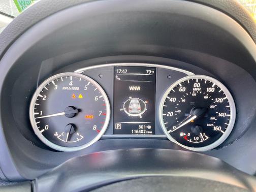 Black 2016 Nissan Sentra SL