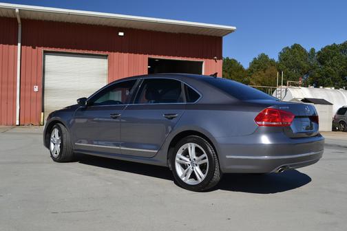 2012 Volkswagen Passat 2.0 TDI SEL Premium