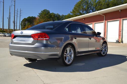 2012 Volkswagen Passat 2.0 TDI SEL Premium
