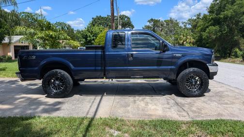 2003 Ford F-250 XLT SuperCab Super Duty