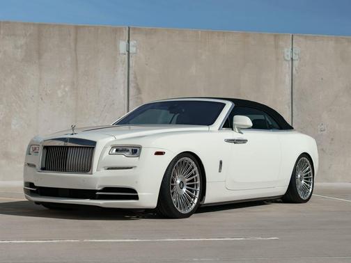 2016 Rolls-Royce Dawn Base