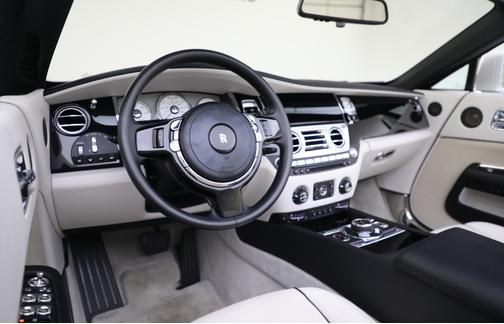 2016 Rolls-Royce Dawn Base