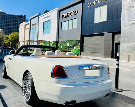 2016 Rolls-Royce Dawn Base