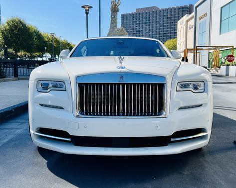 2016 Rolls-Royce Dawn Base