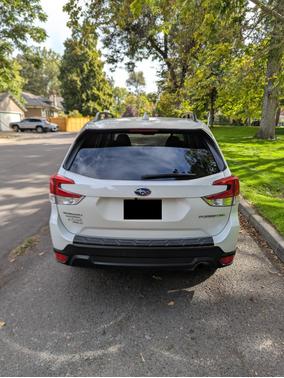 White 2019 Subaru Forester Premium