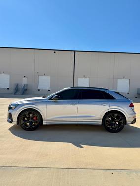 Silver 2021 Audi RS Q8 4.0T
