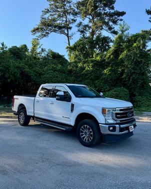 White 2021 Ford F-250 Lariat