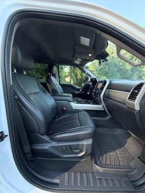 White 2021 Ford F-250 Lariat