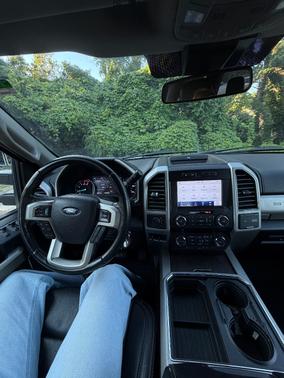 White 2021 Ford F-250 Lariat