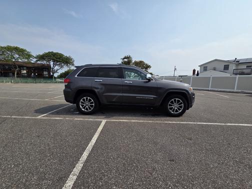 Gray 2014 Jeep Grand Cherokee Limited