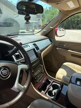 Red 2014 Cadillac Escalade Luxury