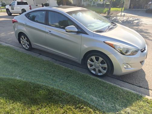 Silver 2013 Hyundai ELANTRA Limited