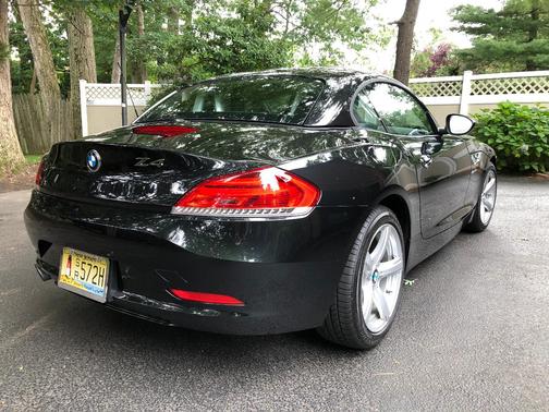 Black 2015 BMW Z4 sDrive28i