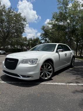 2017 Chrysler 300C Base
