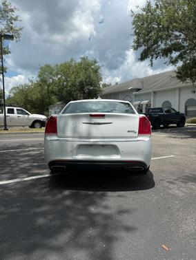 2017 Chrysler 300C Base
