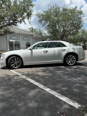 2017 Chrysler 300C Base