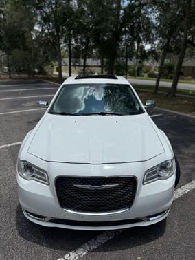 2017 Chrysler 300C Base