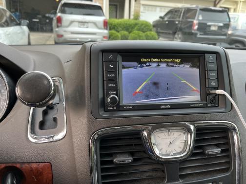 2014 Chrysler Town & Country Touring