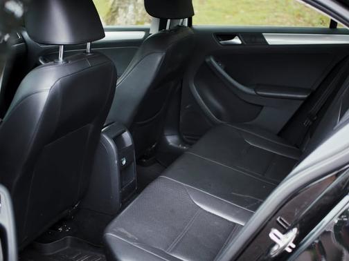 2015 Volkswagen Jetta Auto SE w/Connectivity