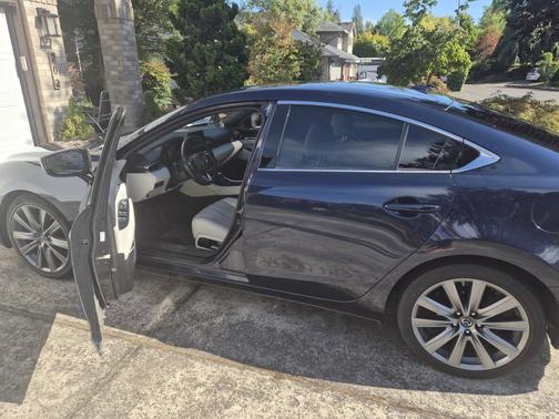 2018 Mazda Mazda6 Signature