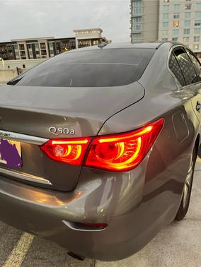 2015 INFINITI Q50 Base