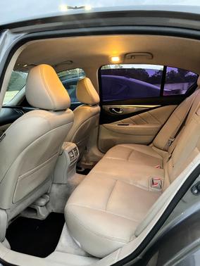 2015 INFINITI Q50 Base