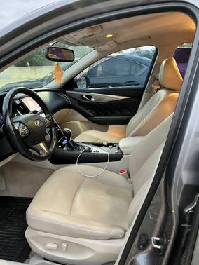 2015 INFINITI Q50 Base