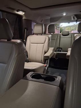 Red 2020 Ford Expedition XLT